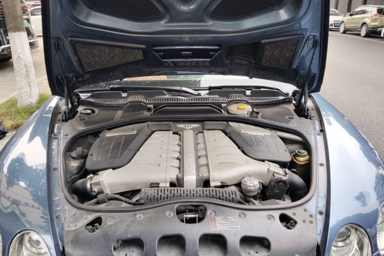 Used Bentley Flying Spur 2010 6.0T Five-Seat Version Engine Bay