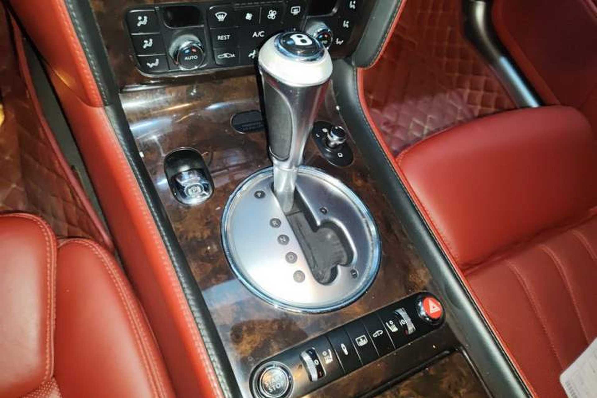 Used Bentley Flying Spur 2010 6.0T Four-Seat Version Gear Lever