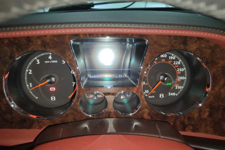 Used Bentley Flying Spur 2010 6.0T Five-Seat Version Instrument Cluster