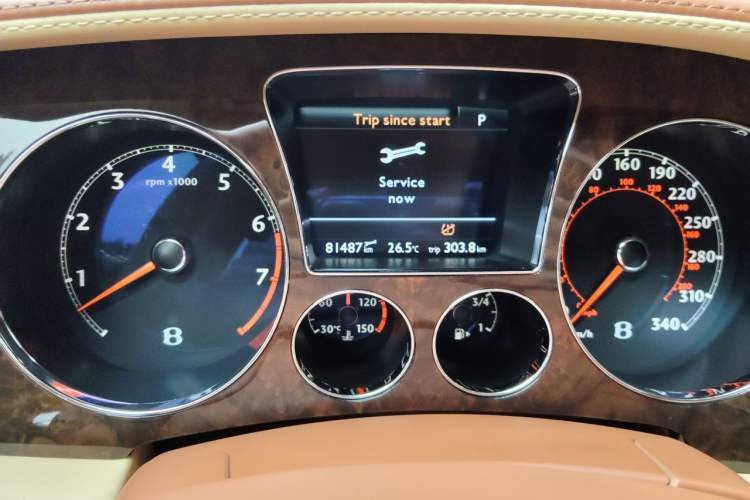 Used Bentley Flying Spur 2010 6.0T Five-Seat Version Instrument Cluster