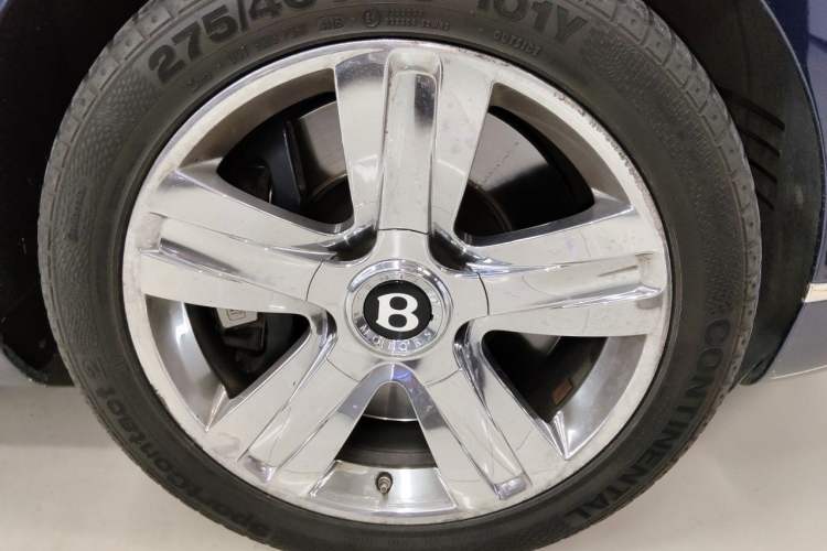Used Bentley Flying Spur 2010 6.0T Four-Seat Version Right Front Wheel Hub