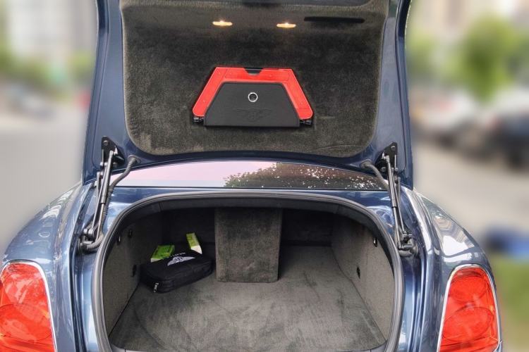 Used Bentley Flying Spur 2010 6.0T Five-Seat Version Trunk