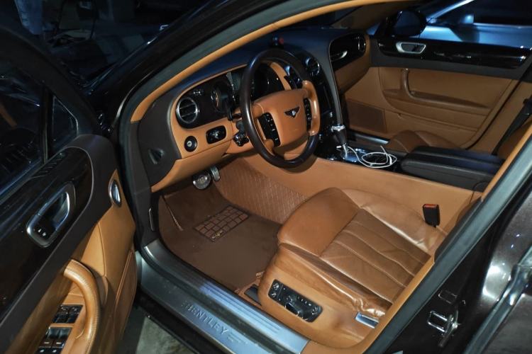Used Bentley Flying Spur 2010 6.0T Four-Seat Version Driver Seat