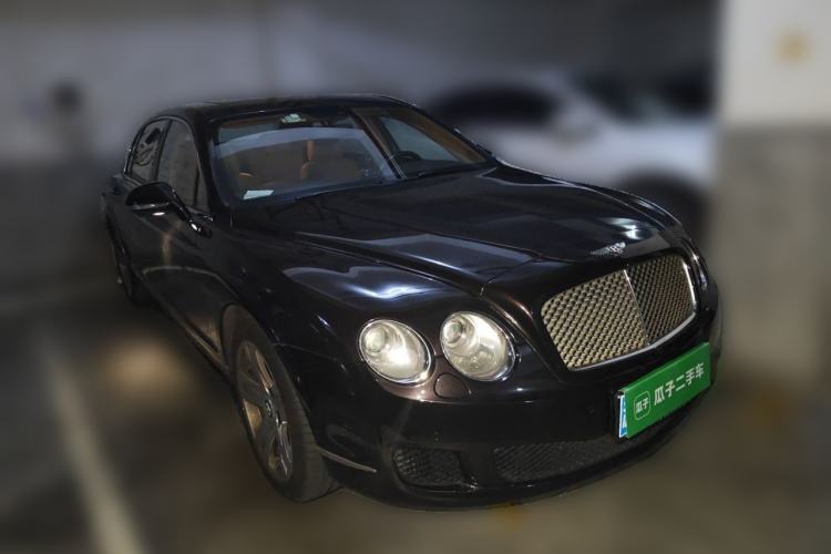 Used Bentley Flying Spur 2010 6.0T Four-Seat Version Front Right 45 Deg