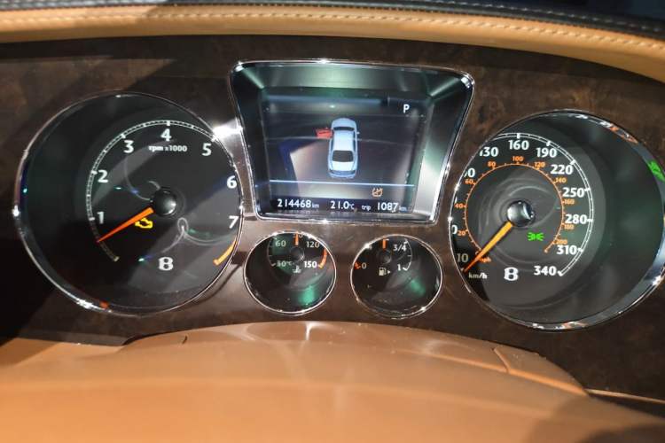 Used Bentley Flying Spur 2010 6.0T Four-Seat Version Instrument Cluster