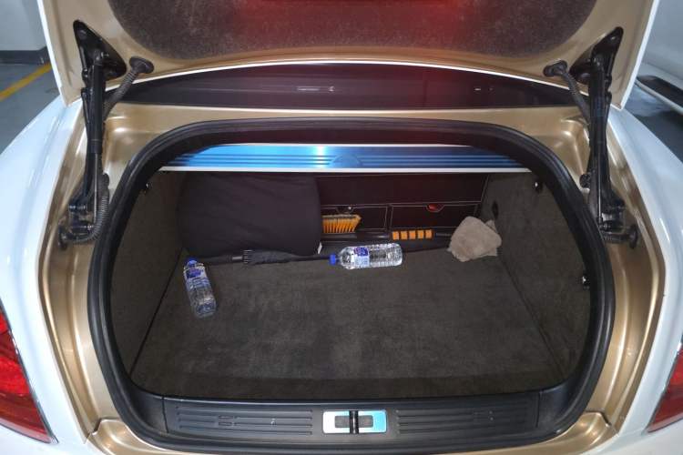 Used Bentley Flying Spur 2010 Speed China 6.0T Trunk