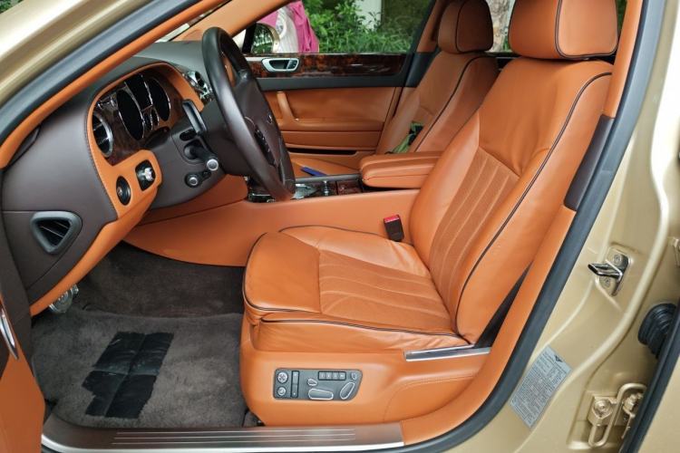 Used Bentley Flying Spur 2010 6.0T Five-Seat Version Left Front Seat