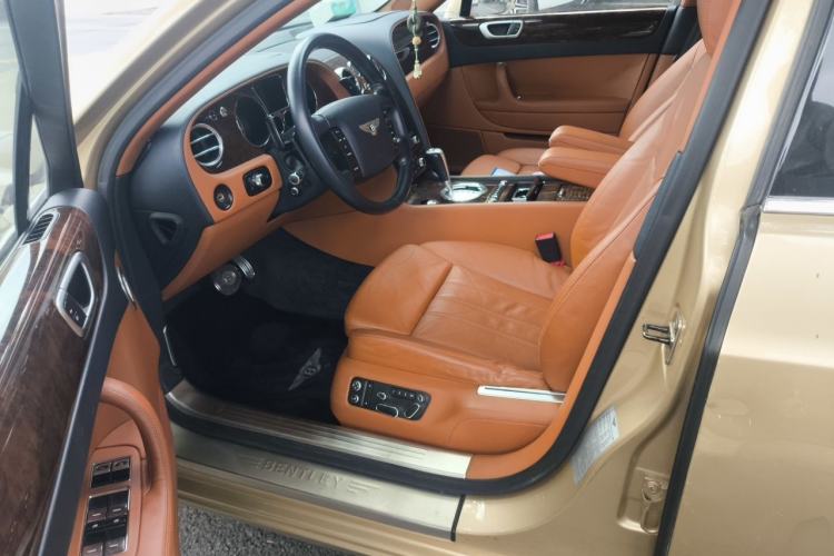 Used Bentley Flying Spur 2010 6.0T Five-Seat Version Left Front Seat