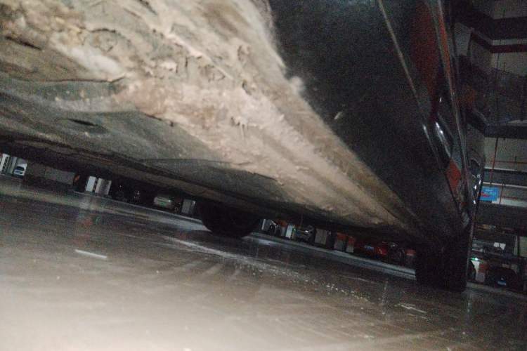 Used Bentley Flying Spur  Chassis Front Left