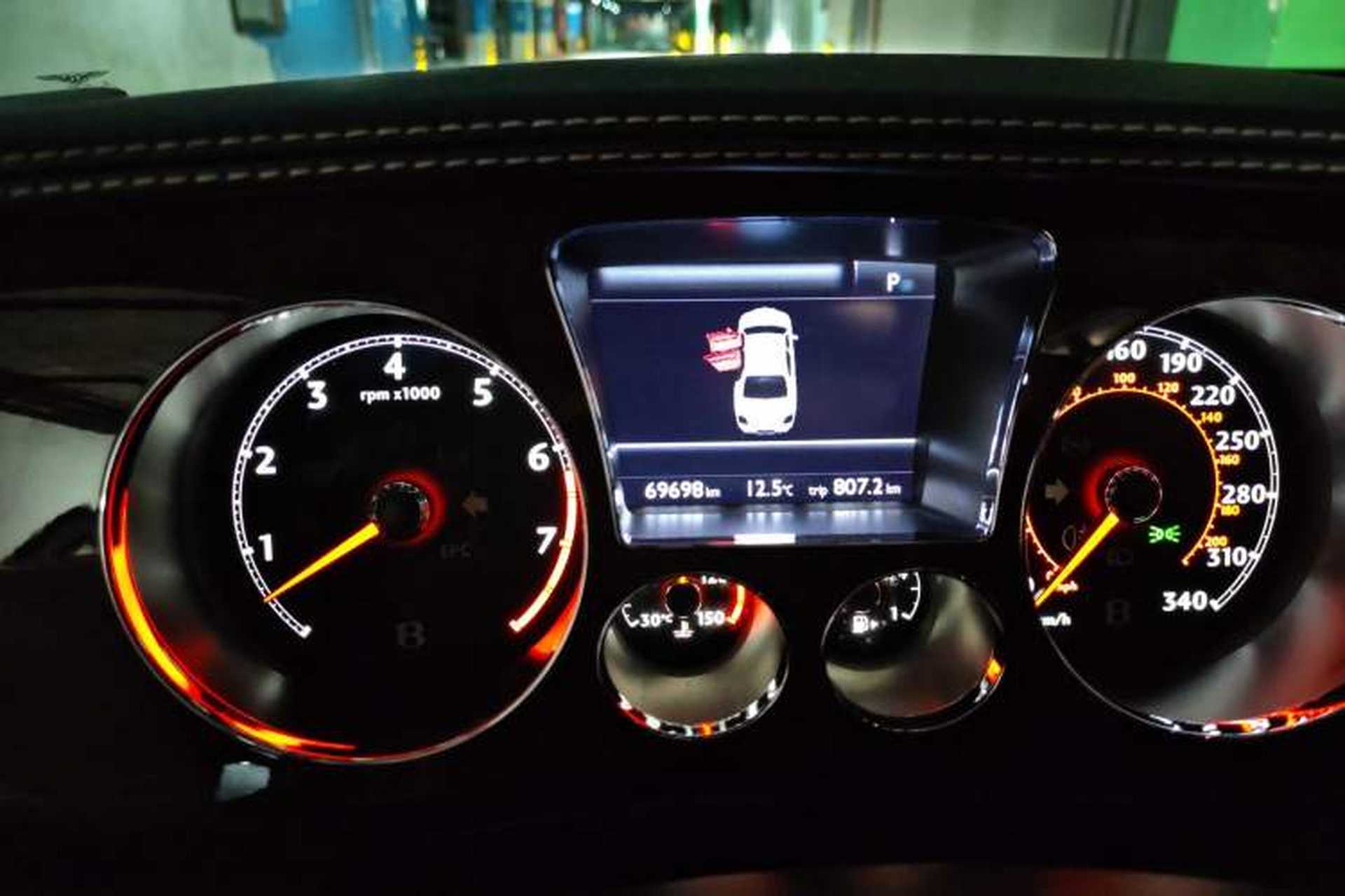 Used Bentley Flying Spur 2012 6.0T Limited Edition Odometer Close Up