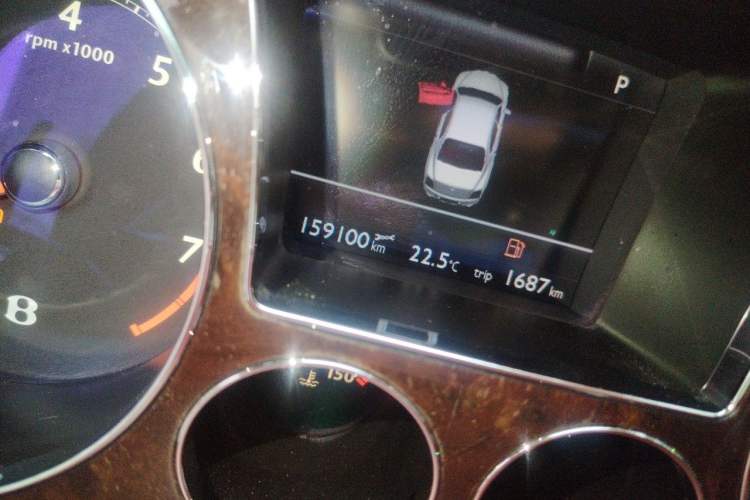 Used Bentley Flying Spur  Odometer Close Up