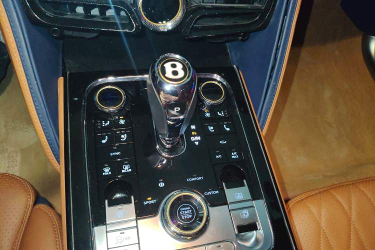 Used Bentley Flying Spur 2012 6.0T Limited Edition Gear Lever