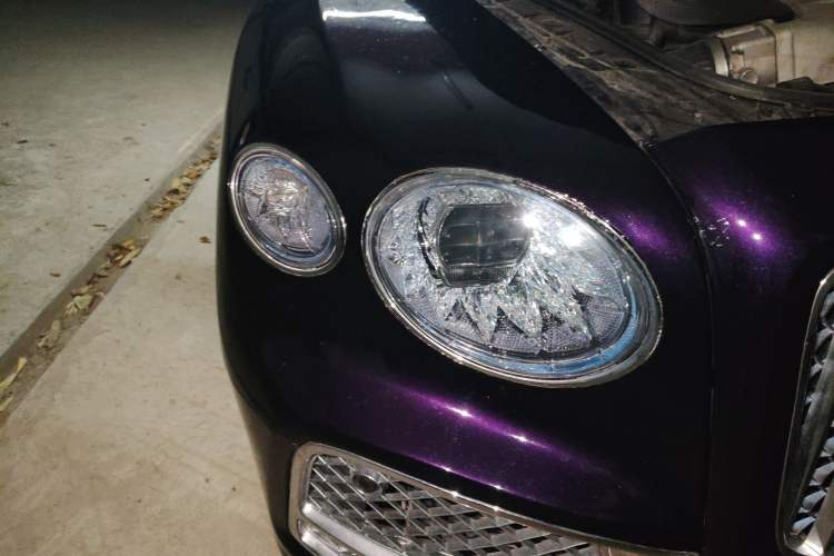 Used Bentley Flying Spur 2012 6.0T Limited Edition Right Front Headlight