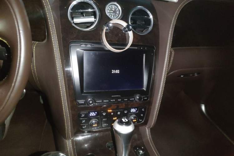 Used Bentley Flying Spur  Audio And AC Panel