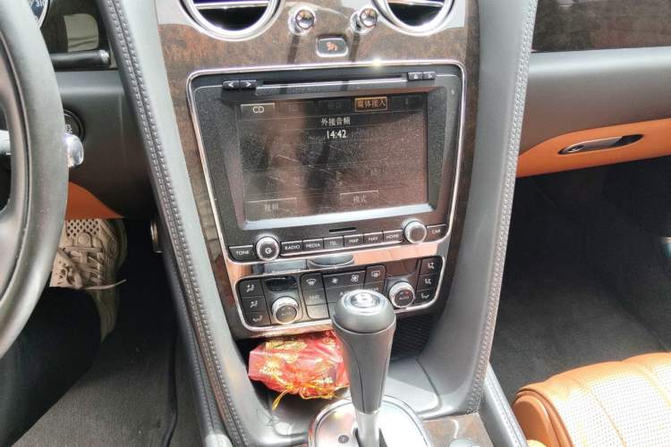 Used Bentley Flying Spur 2013 6.0T W12 Prestige Edition Audio And AC Panel