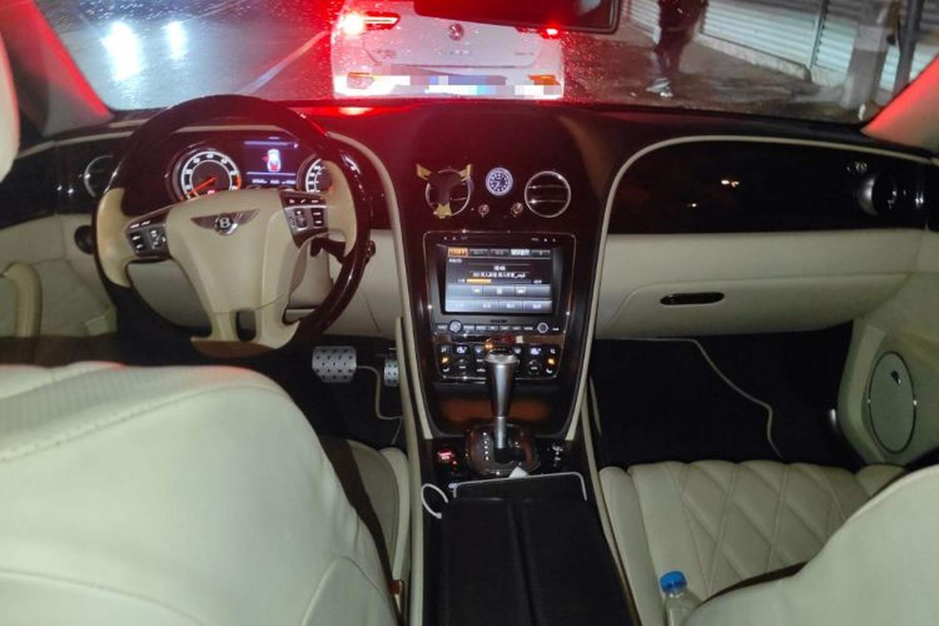 Used Bentley Flying Spur 2013 6.0T W12 Mulliner Center Console