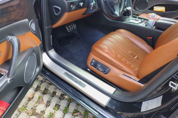 Used Bentley Flying Spur 2013 6.0T W12 Luxury Edition Driver Seat