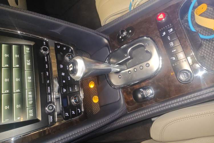 Used Bentley Flying Spur 2013 6.0T W12 Mulliner Gear Lever
