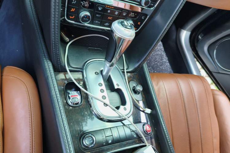 Used Bentley Flying Spur 2013 6.0T W12 Luxury Edition Gear Lever
