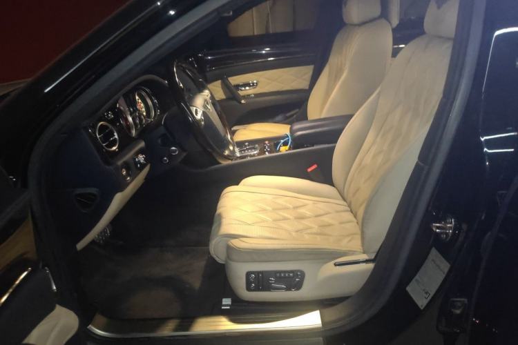 Used Bentley Flying Spur 2013 6.0T W12 Mulliner Left Front Seat