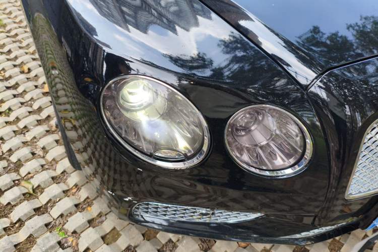 Used Bentley Flying Spur 2013 6.0T W12 Luxury Edition Right Front Headlight