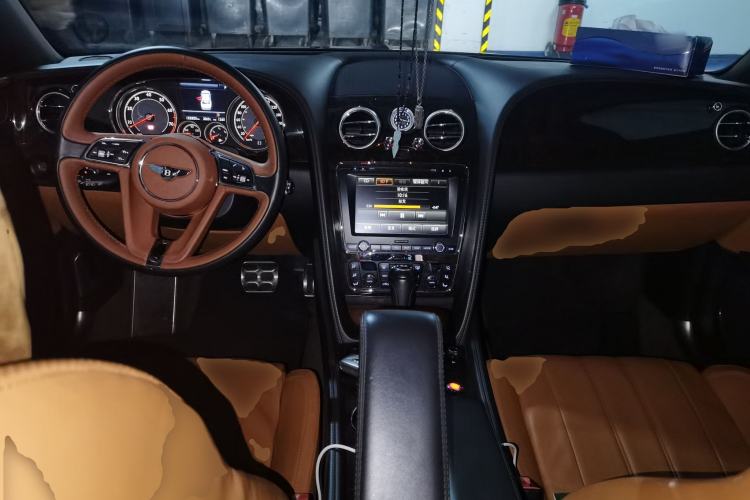 Used Bentley Flying Spur 2013 6.0T W12 Luxury Edition Center Console
