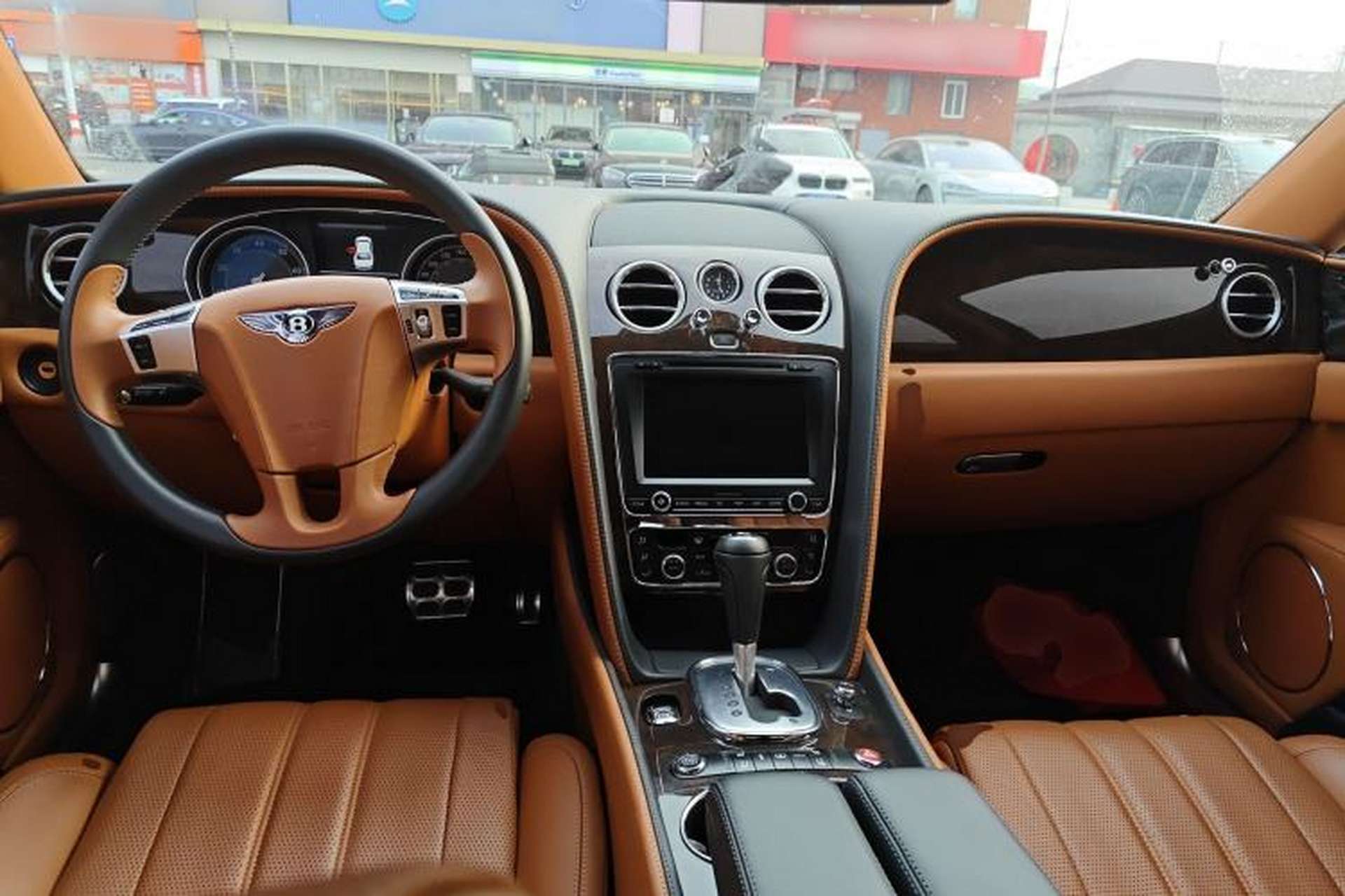 Used Bentley Flying Spur 2014 4.0T V8 Prestige Edition Center Console
