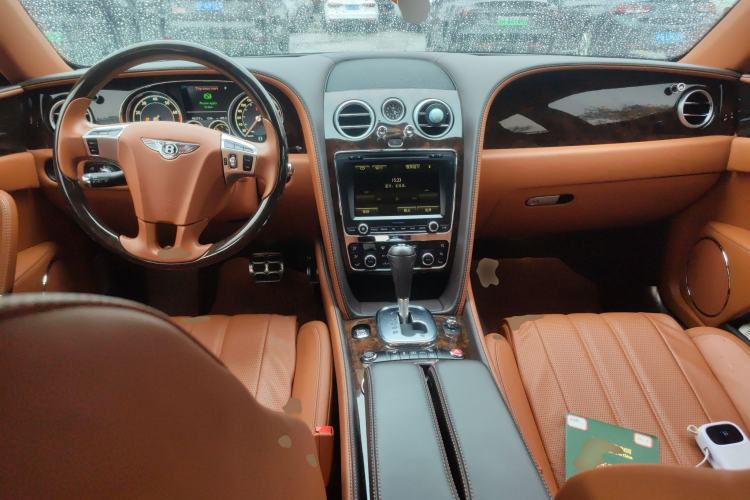 Used Bentley Flying Spur 2014 4.0T V8 Standard Edition Center Console