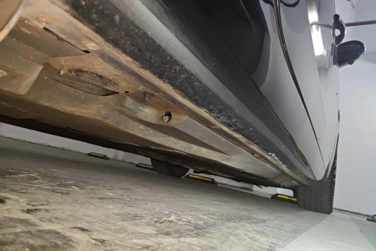 Used Bentley Flying Spur 2014 4.0T V8 Prestige Edition Chassis Rear Right