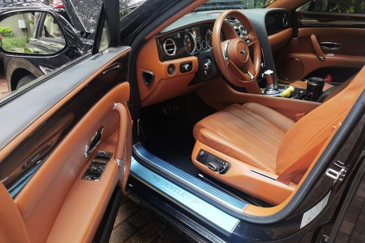 Used Bentley Flying Spur 2014 4.0T V8 Standard Edition Driver Seat