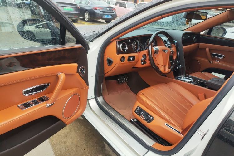 Used Bentley Flying Spur 2014 4.0T V8 Standard Edition Driver Seat