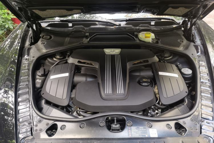 Used Bentley Flying Spur 2014 4.0T V8 Standard Edition Engine Bay