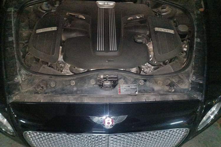 Used Bentley Flying Spur 2014 4.0T V8 Prestige Edition Engine Bay