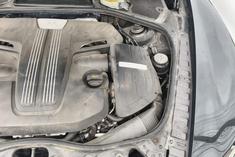 Used Bentley Flying Spur 2014 4.0T V8 Prestige Edition Engine Bay Left