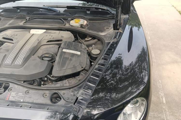 Used Bentley Flying Spur 2014 4.0T V8 Prestige Edition Engine Bay Left