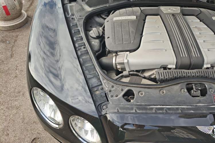 Used Bentley Flying Spur  Engine Bay Right
