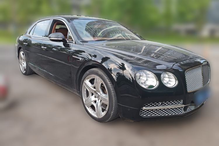 Used Bentley Flying Spur  Front Right 45 Deg