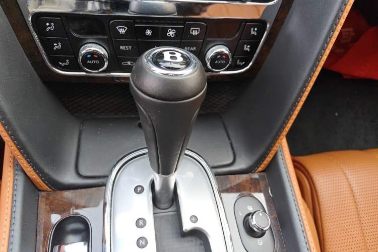 Used Bentley Flying Spur 2014 4.0T V8 Prestige Edition Gear Lever