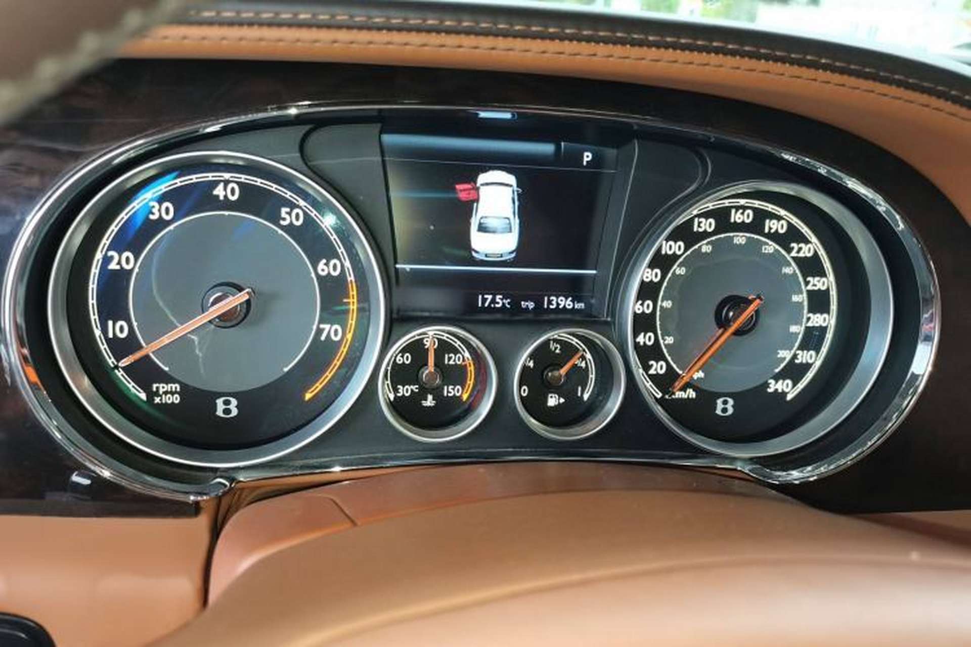 Used Bentley Flying Spur 2014 4.0T V8 Prestige Edition Instrument Cluster