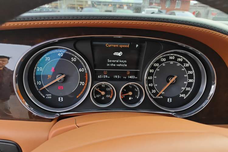 Used Bentley Flying Spur 2014 4.0T V8 Prestige Edition Instrument Cluster