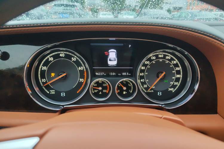 Used Bentley Flying Spur 2014 4.0T V8 Standard Edition Instrument Cluster