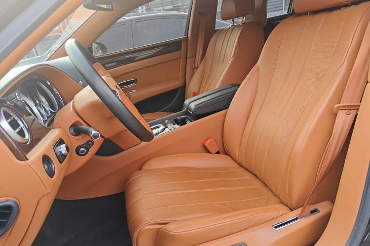 Used Bentley Flying Spur 2014 4.0T V8 Prestige Edition Left Front Seat