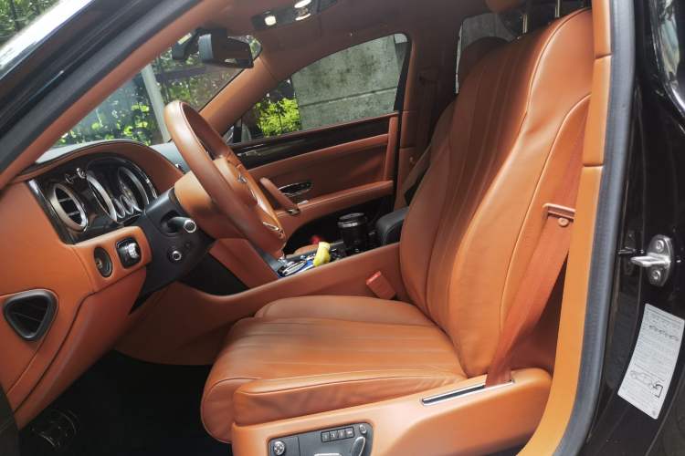 Used Bentley Flying Spur 2014 4.0T V8 Standard Edition Left Front Seat