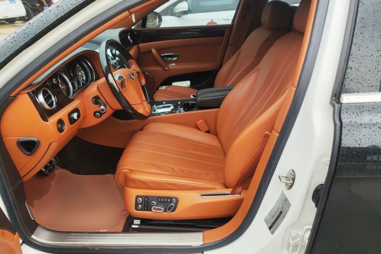 Used Bentley Flying Spur 2014 4.0T V8 Standard Edition Left Front Seat