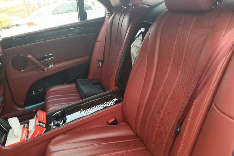 Used Bentley Flying Spur 2014 4.0T V8 Prestige Edition Left Rear Seat