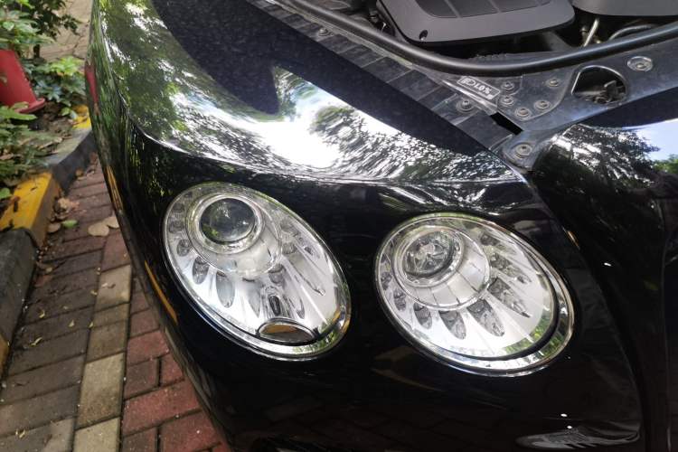 Used Bentley Flying Spur 2014 4.0T V8 Standard Edition Right Front Headlight