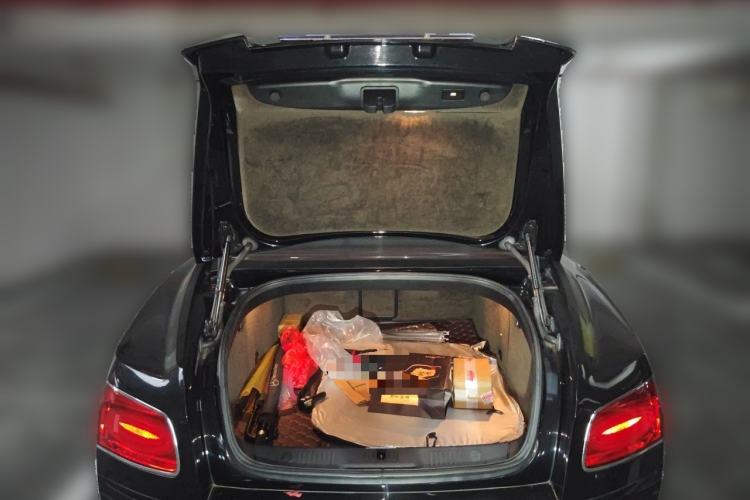 Used Bentley Flying Spur 2014 4.0T V8 Prestige Edition Trunk