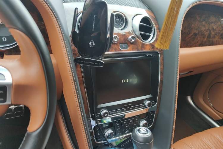 Used Bentley Flying Spur 2014 4.0T V8 Standard Edition Audio And AC Panel