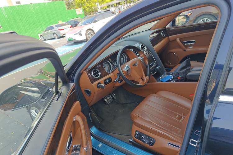 Used Bentley Flying Spur 2014 4.0T V8 Prestige Edition Driver Seat