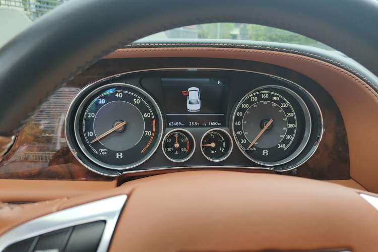 Used Bentley Flying Spur 2014 4.0T V8 Standard Edition Instrument Cluster